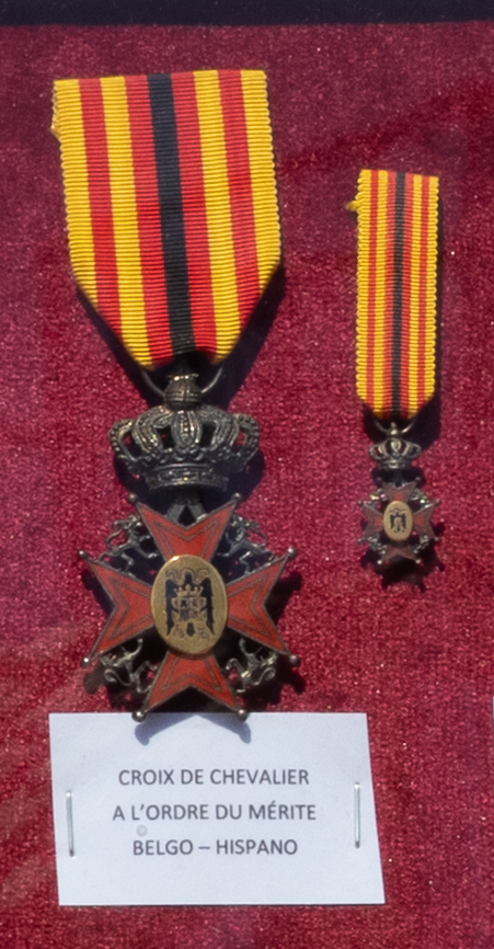 ΩLuis Navarro and the Knight’s Cross of Belgo–Hispanic Merit (1989)